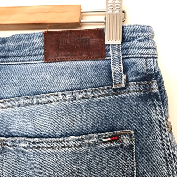 Tommy Hilfiger Lana Straight Cropped Patchwork Distressed Jean - Picture 9 of 16